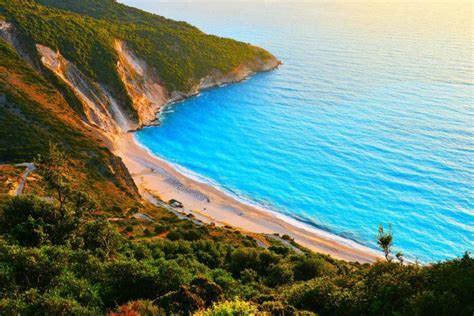 35 Best Beaches In Greece And The Greek Islands Myrtos Greece Beach