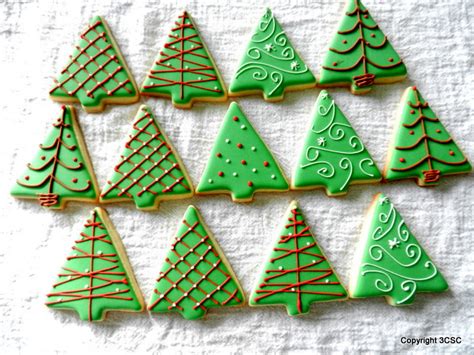 Christmas cookies christmas cookies are traditionally sugar biscuits and cookies (though other flavors may be used based on family traditions and individual preferences) cut into various shapes related to a photograph. Small Christmas Tree cookies Hand decorated holiday sugar