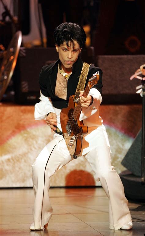 12 Prince Images Pictures Of Prince The Artist Prince Roger Nelson