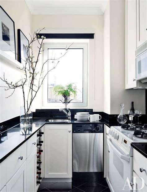 How To Make The Most Of Your Galley Kitchen In 2020 Black Kitchen