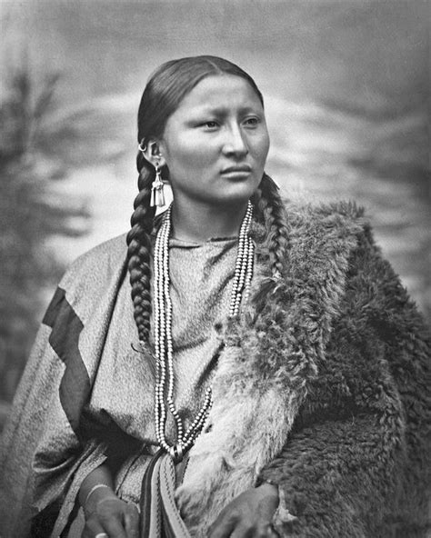 10 Stunning Traditional Native American Womens Hairstyles