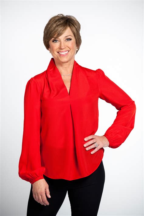 Dorothy Hamill Pushes For Breast Cancer Tests Awareness