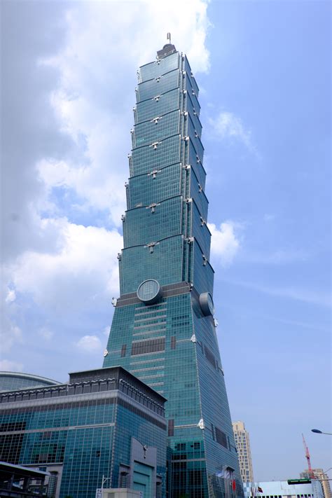 Taipei 101 Worlds Tallest Towers