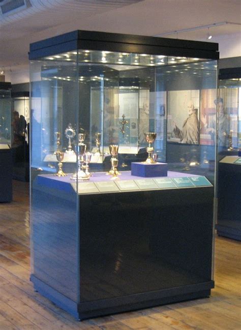 Museum Quality Display Cases Museum Display Cases Custom Glass