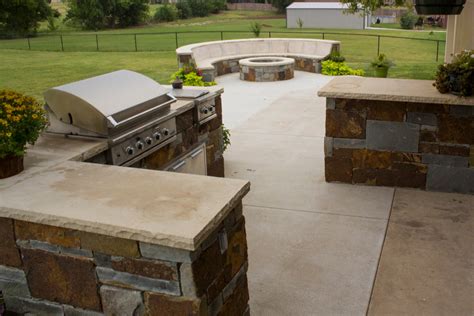 Fireplaces And Fire Pits Matching Stonework Fire Pit And Outdoor