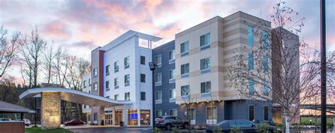 Hotel Suites In Eugene Oregon Fairfield Inn And Suites Eugene East