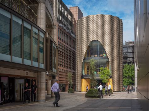 London attracted 114 deals worth $2.1 billion in the first eight months of the year, according to new research. 3 Broadgate - New London Architecture