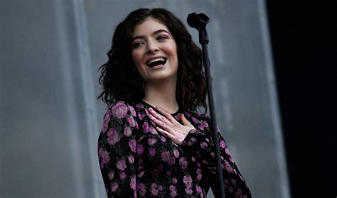 lorde accused of antisemitism in newspaper ad after cancelling israel concert the jerusalem post