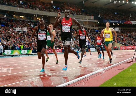 Botswanas Nijel Amos Gets Up To Beat Kenyas David Rudisha In The Men