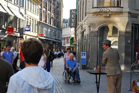 Strøget En Copenhague La Calle Peatonal Más Larga Del Mundo