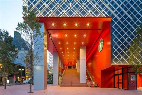 Kengo Kuma Revives Japans Historic Theatre With Black Square Tiles