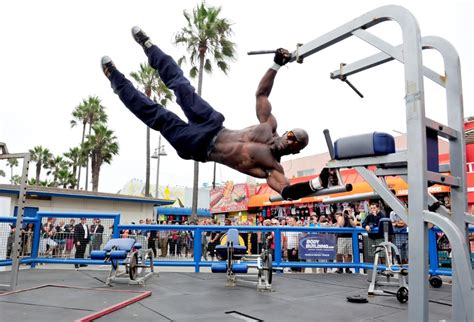 Things To See In Usa Muscle Beach Venice In Los Angeles An Exploring