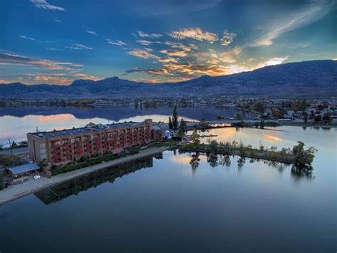 See 7,403 tripadvisor traveller reviews of 47 osoyoos restaurants and search by cuisine, price, location, and more. Holiday Inn Hotel & Suites Osoyoos - UPDATED 2018 Prices ...