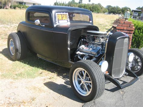 32 Ford 3 Window Coupe Choped Not Channeled 06sep13
