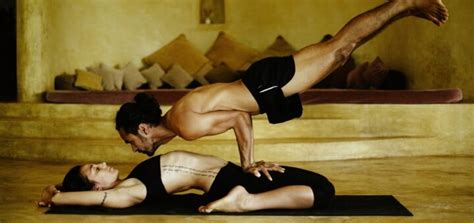 8 reasons why you should start doing tantric yoga