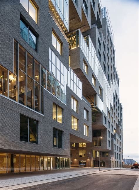 In addition, the bank also offers internet banking, mobile services and cards, as well as foreign exchange and investment banking. DNB Bank Headquarters / MVRDV | Architecture exterior ...