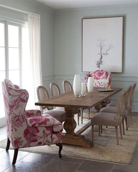 25 Ways To Incorporate A Wingback Chair Into Interior Digsdigs