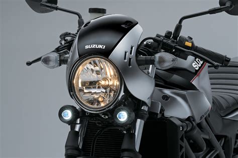 For 2020, suzuki offers the sv650x in glass sparkle black. Suzuki SV 650 X 2019 - Galerie moto - MOTOPLANETE