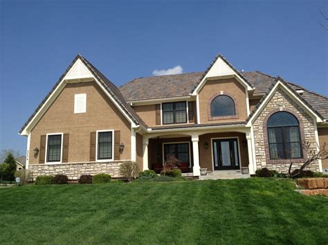 Constructed in 1840, it sits back off the road, up a hidden, winding and steep driveway. 40 Best Exterior Paint Color Ideas for Your House | Best ...