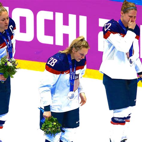 Us Women S Hockey Let Gold Slip Away In Gut Wrenching Loss To Rival Canada News Scores