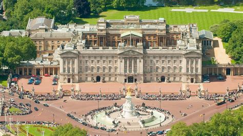 Buckingham Palace One Of The Most Magnificent Palaces In The World