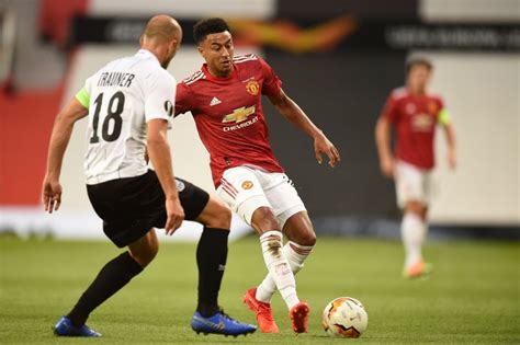 He is the best player to ever grace football field. "Lingardinho" lại nổ súng, MU vào tứ kết cúp châu Âu với ...