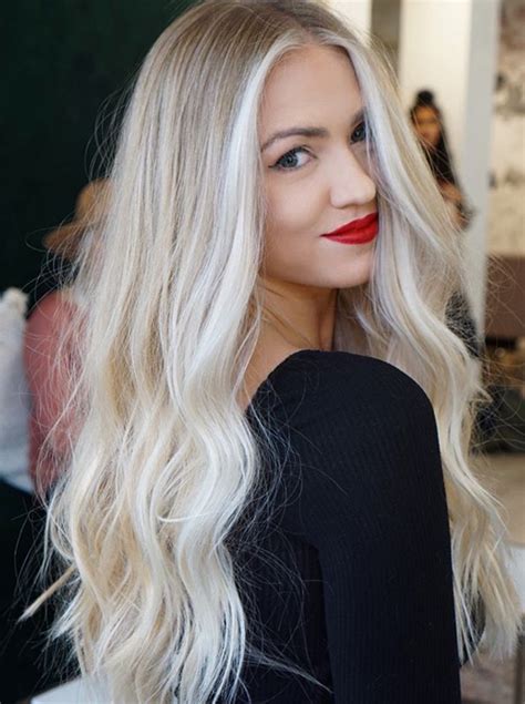 Fresh Long Blonde Hairstyles For Women You Must Try In Year 2019 Stylezco