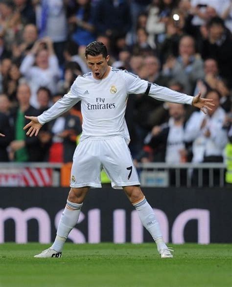Cristiano Ronaldo Y Sus Celebraciones ¡¡esta Noche 3 Goles Soccer