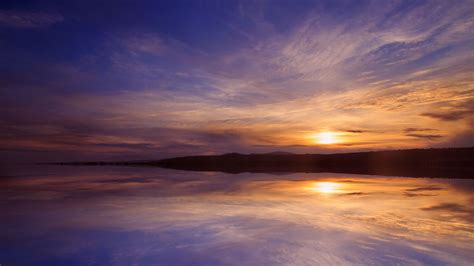Download Wallpaper 1366x768 Sunset Dusk Landscape Water Reflection