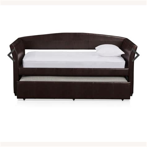 Value City Furniture Twin Daybed Frame with Mattress - AptDeco