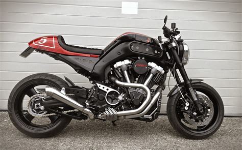 Here you'll find everything from traditional xs650 cafe racers to the latest builds based on newer models. Custom Yamaha MT-01 | Cafe Racer - Grease n Gas