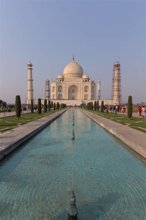 Taj Mahal In Uttar Pradesh India Redactionele Afbeelding Image Of