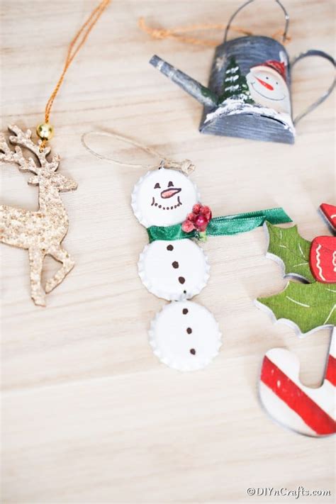 Cute Bottle Cap Snowman Ornaments Diy And Crafts