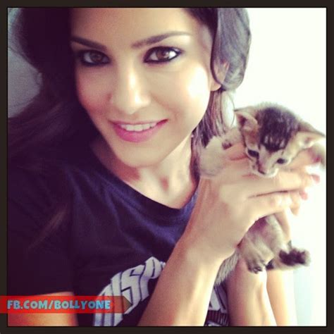 Photography logo vectors photos and psd files free download. Latest Celebrity Pictures | Indian Sexy Actress Gallery: Sunny Leone Cute Instagram Photos