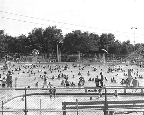 Heres A Great One The Municipal Swimming Pool In Riverside Park 1943