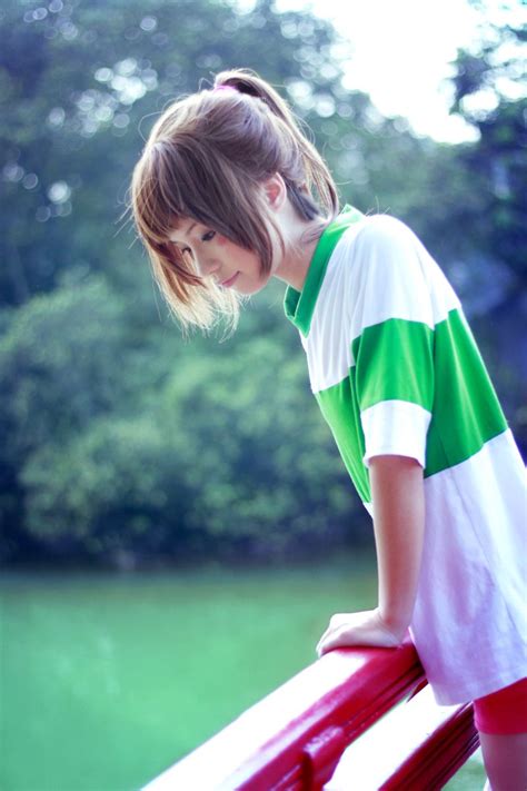 Trying to throw together a cosplay for halloween in less than a week? Chihiro | Spirited away cosplay, Easy cosplay, Cosplay anime