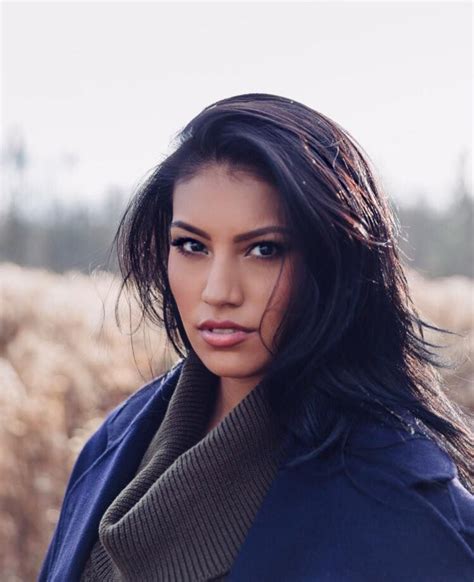Ashley Callingbull Burnham Native American Models Native American Beauty American Indian Girl