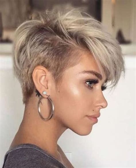 18 Short Haircuts For Curly Hair Square Face Short Hairstyle Ideas