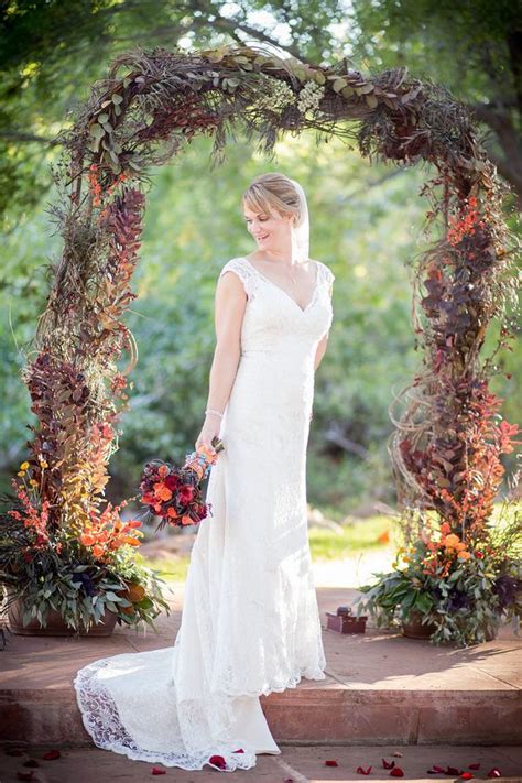 27 Fall Wedding Arches That Will Make You Say ‘i Do