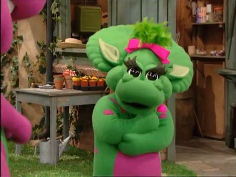 Baby Bop Give Her A Hug Barney The Dinosaurs Barney And Friends The