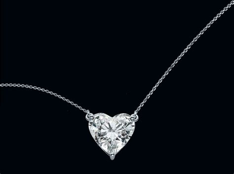 Tiffany fancy shape diamonds are cut to exacting proportions to unveil the true shape of a rough diamond. Chains of Love - THE D DIARY | Heart shaped diamond, Heart ...