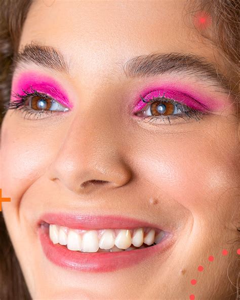 O encontro de laurita (lilia cabral) e amanda (giulia bertolli) detona um turbilhão de sentimentos, lembranças e descobertas. Giulia Bertolli, de 'Malhação', mostra sombra colorida que ...
