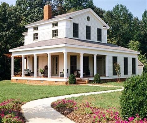 From starter house plans to executive home plans you can find that ultimate floor plan here. In Search Of Character: The Farmhouse - Slightly Coastal