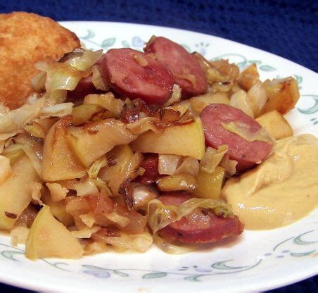 Add the apple, onion and pepper flakes; Chicken Sausage, Apple and Cabbage Saute Recipe - Food.com ...
