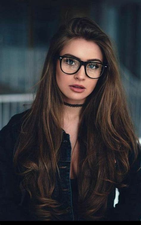 Beautiful Long Hairstyles And Glasses Looks With Glasses In 2019 Glasses Fashion Girls With