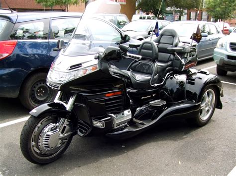 Honda goldwing 1999's average market price (msrp) is found to be from $1,995 to $49,500. 1999 Honda Goldwing Roadsmith Trike 1 by PaulRokicki on ...