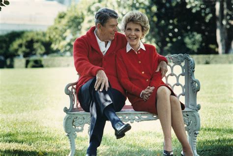 Former First Lady Nancy Reagan Dies At 94