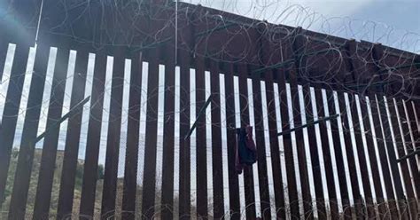 Muere Mujer Al Quedar Colgada En Muro Fronterizo Por Sonora Opinión