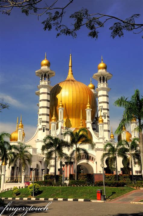 This city has many amenities nearby, for example schools, hospitals and universities. masjid ubudiah kuala kangsar | dapat gak amik gambar ...