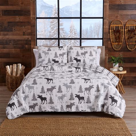 Great Bay Home Rustic Lodge Reversible Reversible Quilt Set With Shams